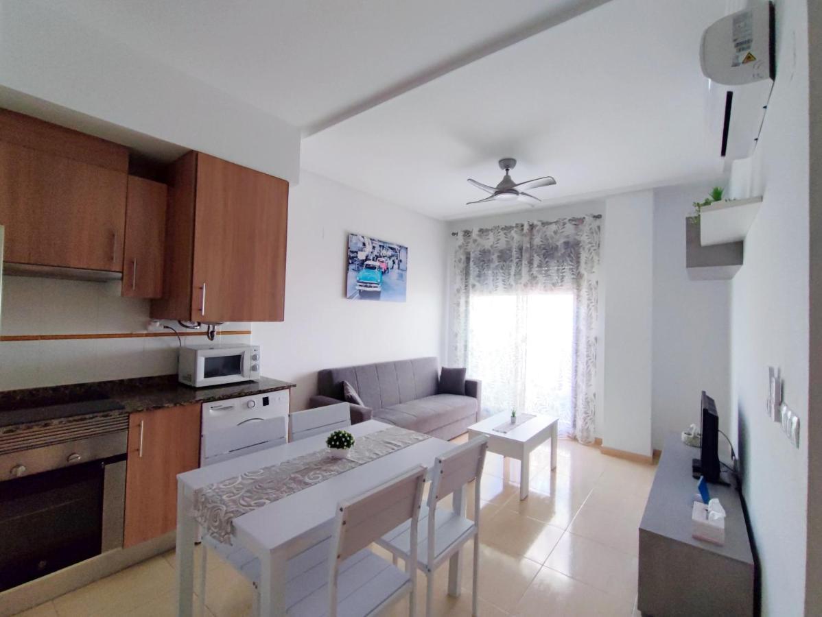 Apartamento Con Patio, Piscina Y Parking Privado إل كامبيلو المظهر الخارجي الصورة